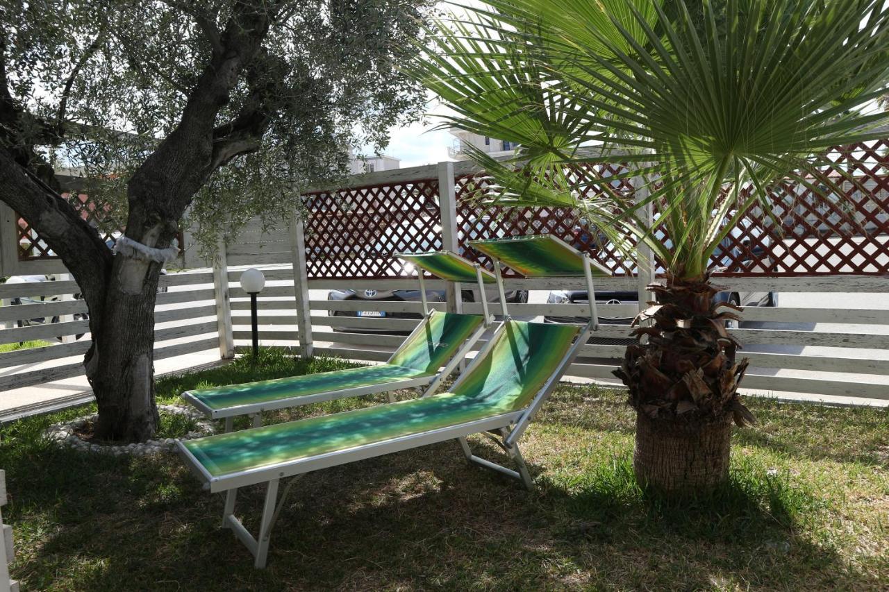 Torquemada Beach Club Margherita Di Savoia Εξωτερικό φωτογραφία